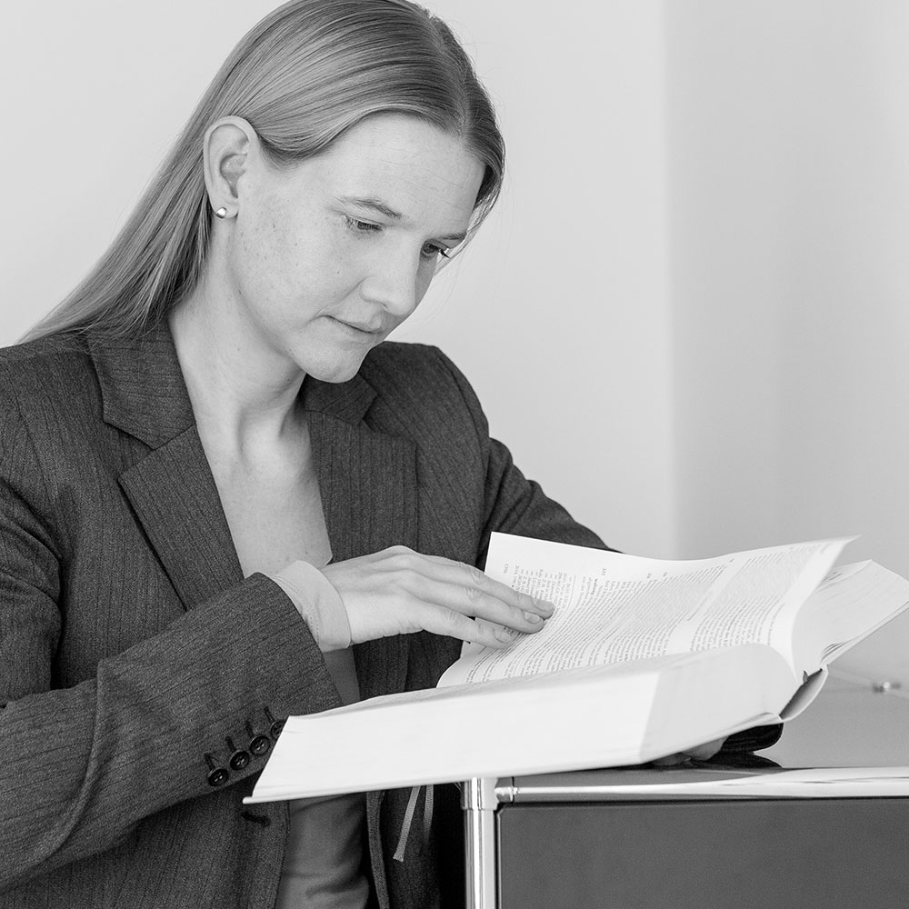 Dr. Lela Kornelia Donner